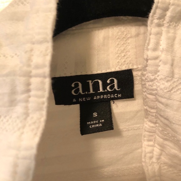 Sheer Button-Up - Picture 3 of 3